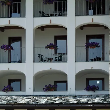 Hotel Il Falco E La Volpe