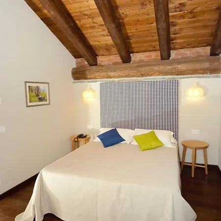 Il Falco E La Volpe ホテル