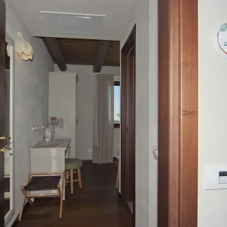 ホテル Il Falco E La Volpe