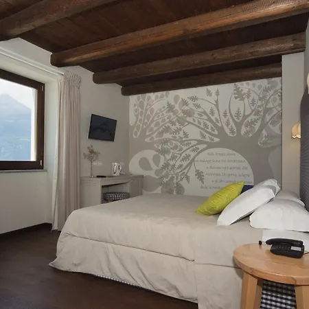 Il Falco E La Volpe Hotel 4*