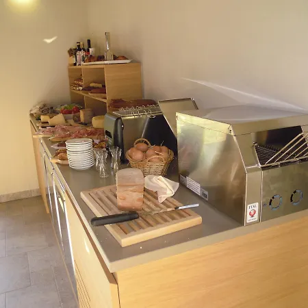 Il Falco E La Volpe Hotel 4*