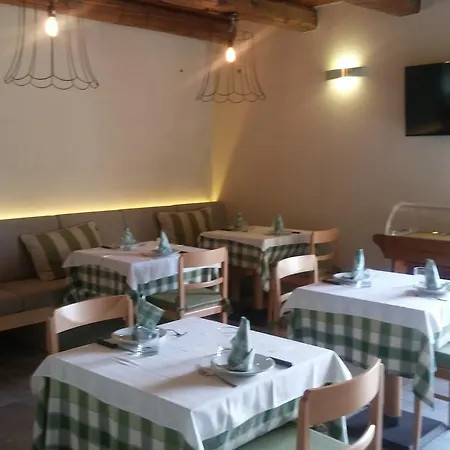 ホテル Il Falco E La Volpe 4*