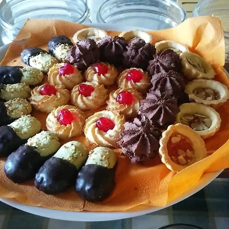 ホテル Il Falco E La Volpe 4*